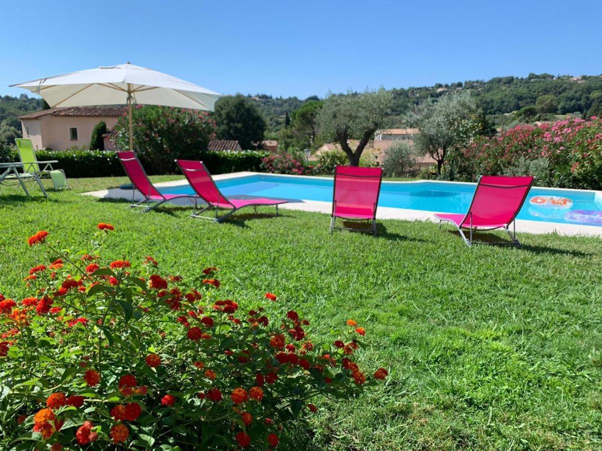 Bed & Breakfast Les Lillas Saint-Jeannet  ภายนอก รูปภาพ
