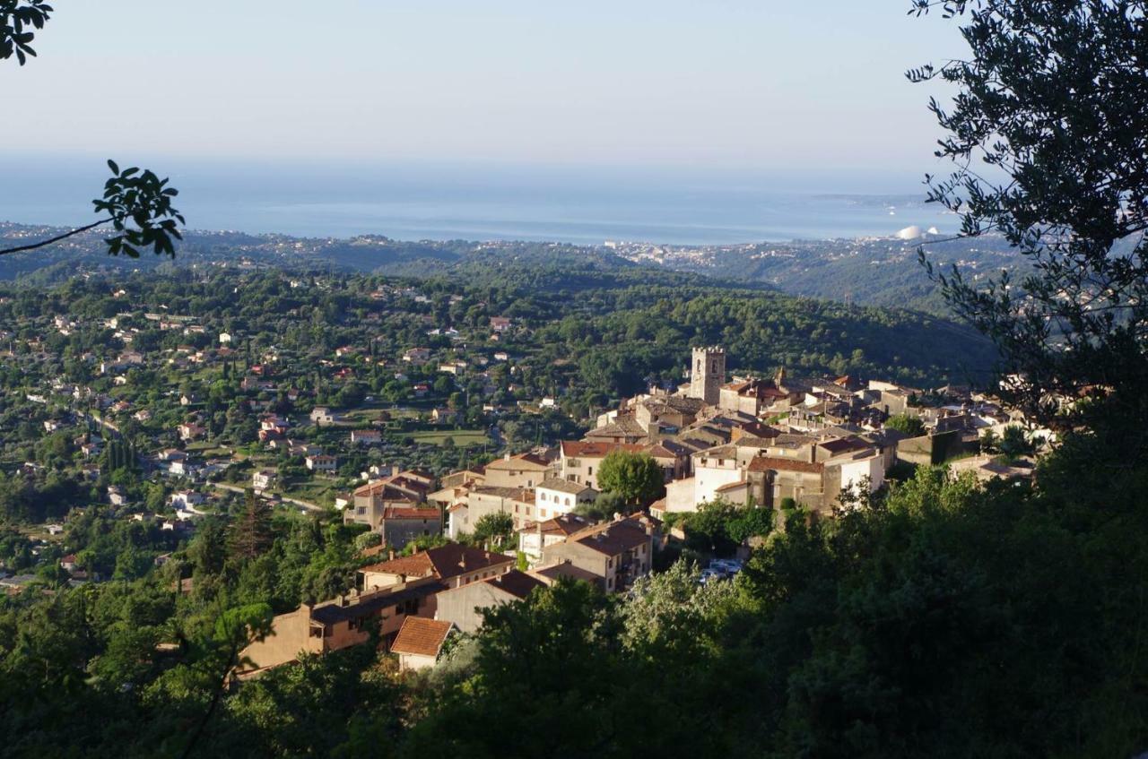 Bed & Breakfast Les Lillas Saint-Jeannet  ภายนอก รูปภาพ